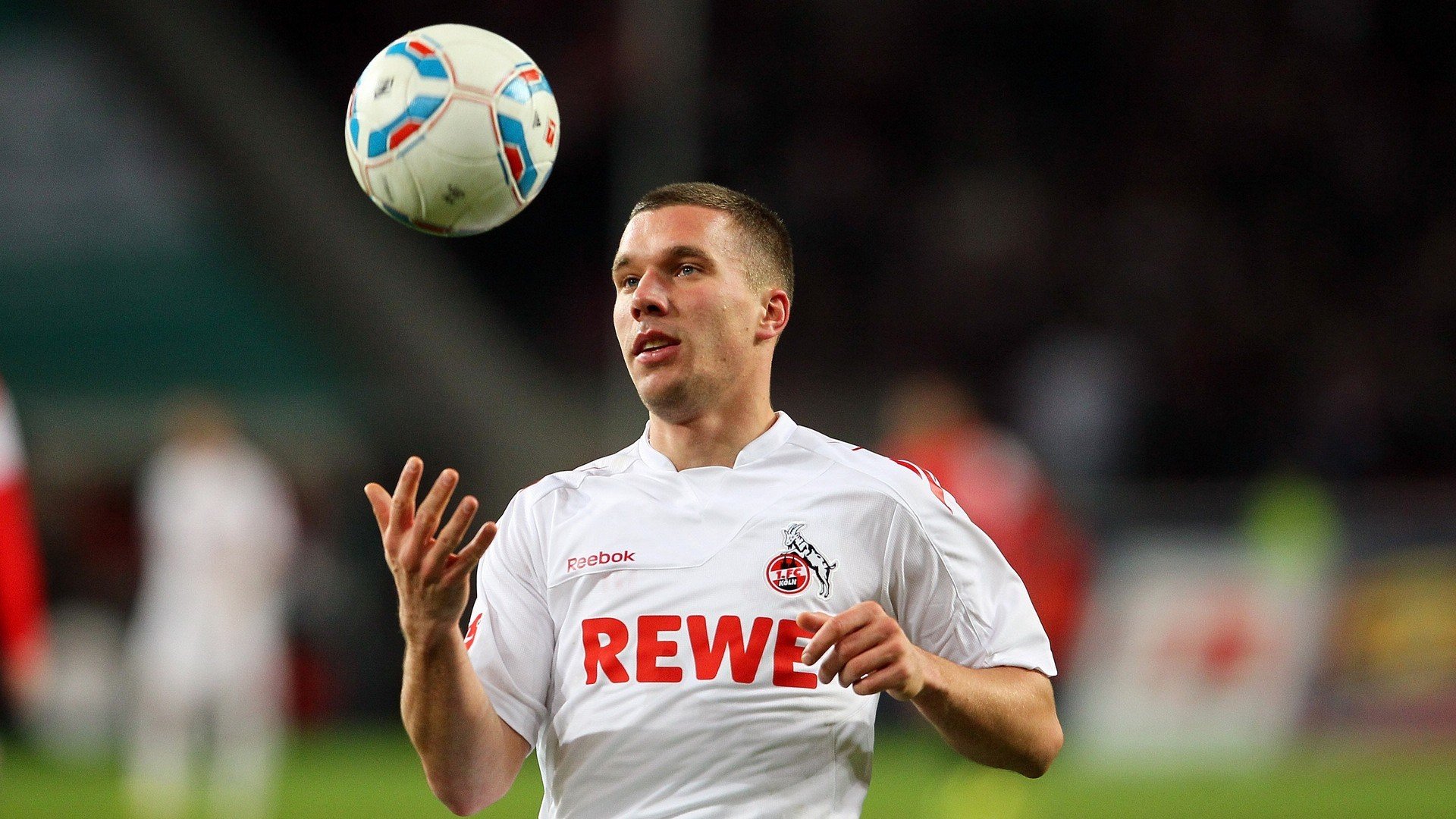 开云品牌-中国足球国际合作网络逐步完善，推动行业走向高端，中国足协合作